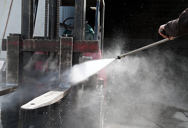 Best Warehouse Cleaning  in Osceola, IN